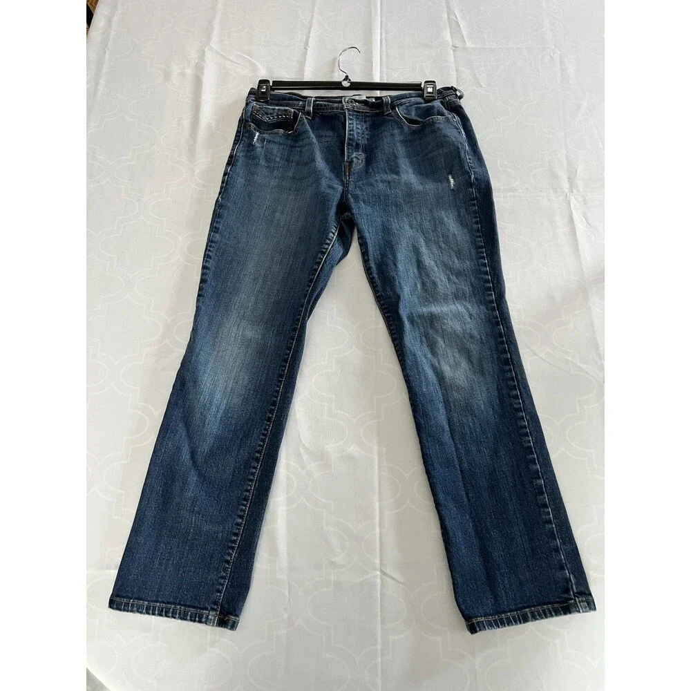 Levi's 505 Straight Leg Jeans Women's Size 12 S/C Medium Wash Denim